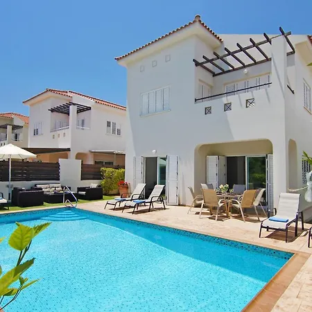 Villa Palm *